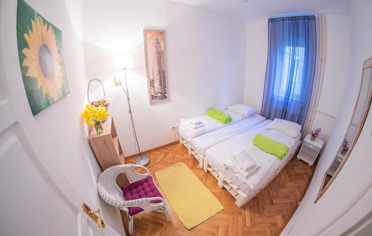 Hostel Beogradjanka ภายนอก รูปภาพ