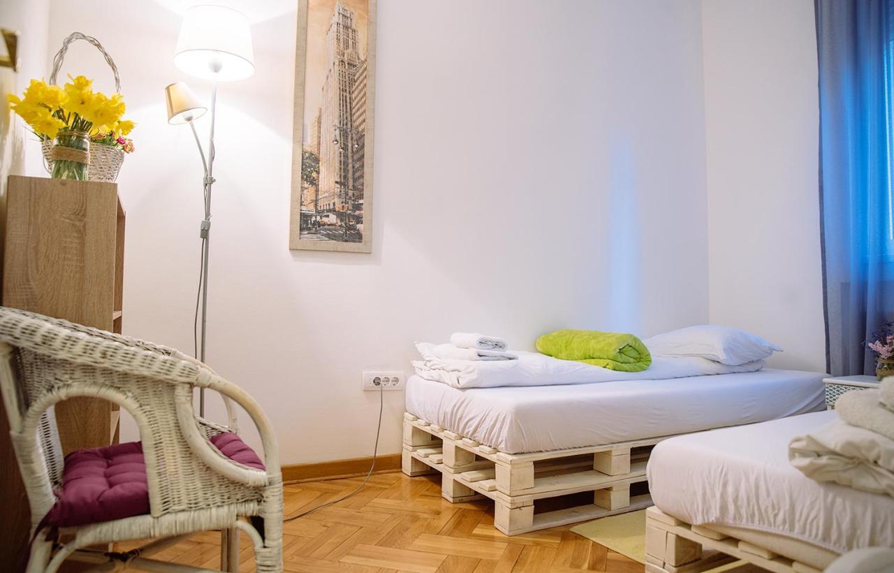 Hostel Beogradjanka ภายนอก รูปภาพ